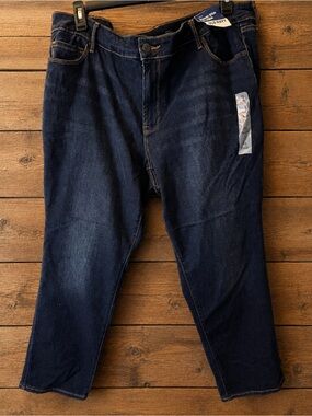 Old Navy Dark Blue Straight Leg Women’s Jeans Mid-rise Plus Size 22 NWT!
